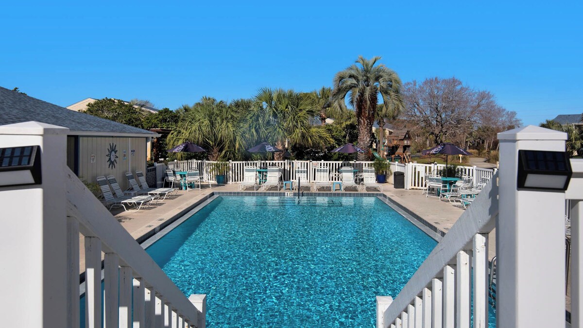 Pool, Pickleball, Beach Access + Monthly Specials