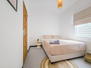 4 chambres, fer et planche à repasser, Wi-Fi gratuit, draps fournis