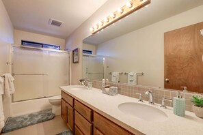 House, Multiple Beds, Balcony, Mountain View (Lakeview Home in the Tahoe Keys) | Bathroom
