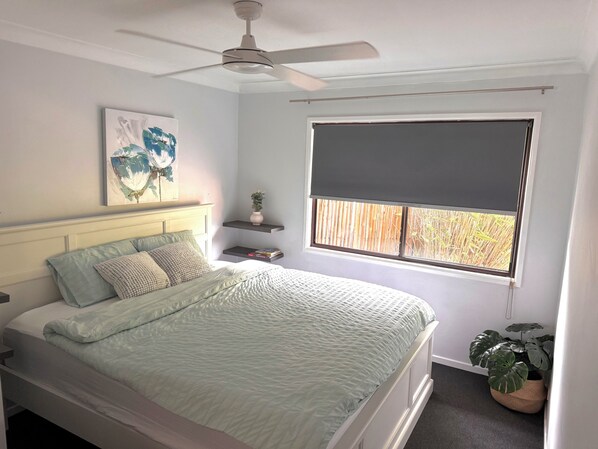 4 bedrooms, travel crib, free WiFi, bed sheets