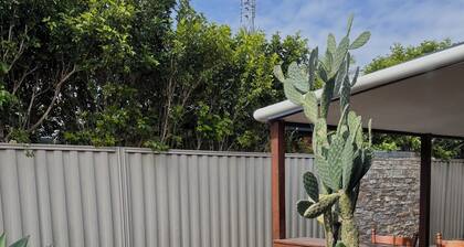 Pets welcome, family friendly home. 5 minute drive to beaches.