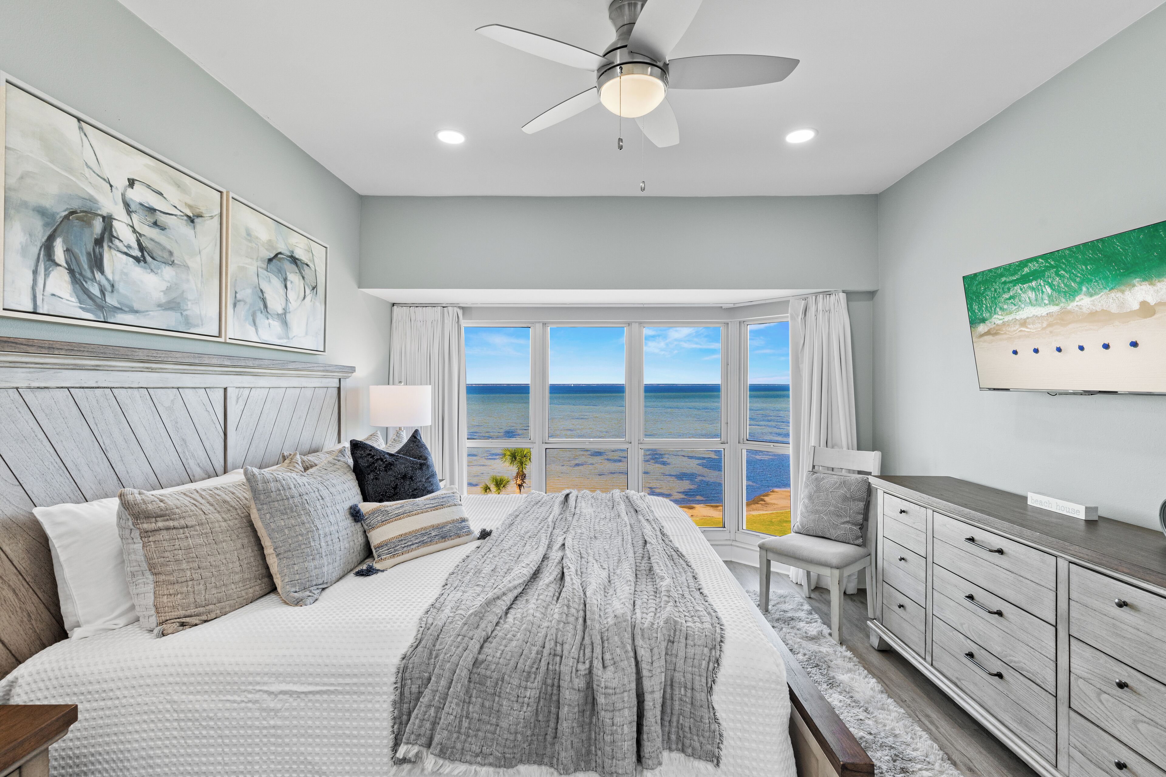 2 soverom, strykejern/-brett, wi-fi (inkludert) og sengetøy