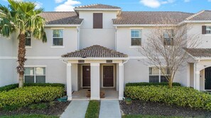 Home entrance - Themed 4BR Townhouse w/ Private Pool in Davenport (Kissimmee)