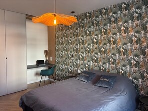 1 chambre, bureau, lit parapluie, Wi-Fi gratuit