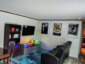 تلفزيون ذكي، ألعاب فيديو