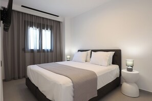 Superior Suite, Sea View | 1 bedroom, soundproofing, iron/ironing board, free WiFi - Limi Deluxe Suites (Hersonissos)