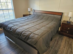 2 habitaciones, wifi gratis y ropa de cama 