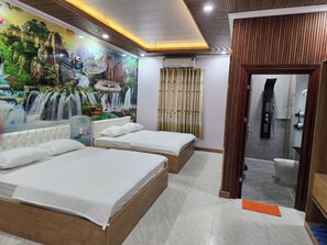 Comfort Double or Twin Room, Garden View | 1 bedroom, desk, soundproofing, iron/ironing board