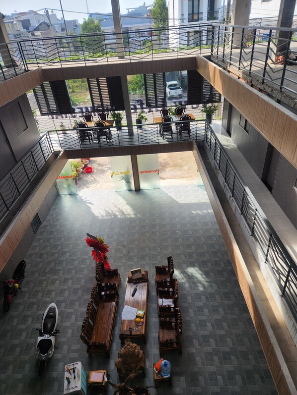 Comfort Double or Twin Room, Garden View | Terrace/patio - Newlife Homestay (Ham Thuan Bac)