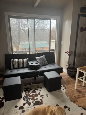 Smart-tv och eldstad