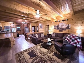 Smart-TV, Kamin, Videospiele