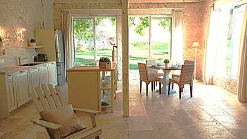 Micro-ondes, four, plaque de cuisson, lave-vaisselle