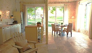 Microwave, oven, stovetop, dishwasher - Cottage Brantôme Swimming pool Tennis Château Monciaux 4 Pers) (Bourrou)