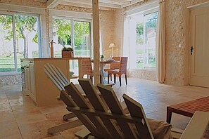 Interior - Cottage Brantôme Swimming pool Tennis Castle Monciaux (Bourrou)