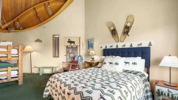 Apartment, Multiple Beds, Patio, Mountain View (Tahoe Keys Marina View) | 3 bedrooms, individually decorated, individually furnished, bed sheets