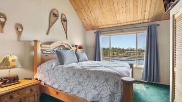 Apartment, Multiple Beds, Patio, Mountain View (Tahoe Keys Marina View) | 3 bedrooms, individually decorated, individually furnished, bed sheets