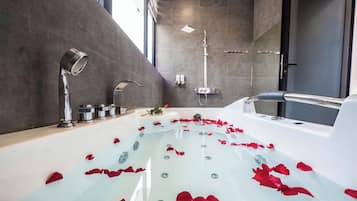 Villa, Garden View | Bathroom