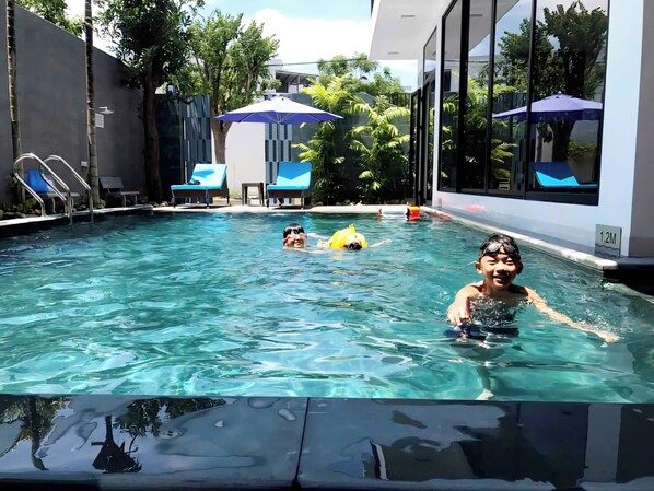15 piscines extérieures