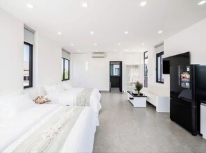 Villa, vue jardin