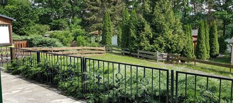 Quietly located bungalow with a view of the dam