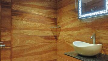 Quarto casal luxo | Banheiro