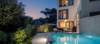 Luxury Seafront Villa Manera Bol with Heated Pool