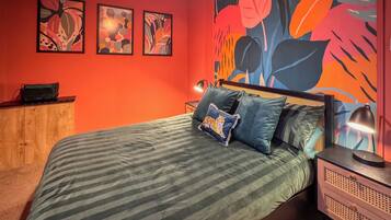 1 bedroom, WiFi, bed sheets