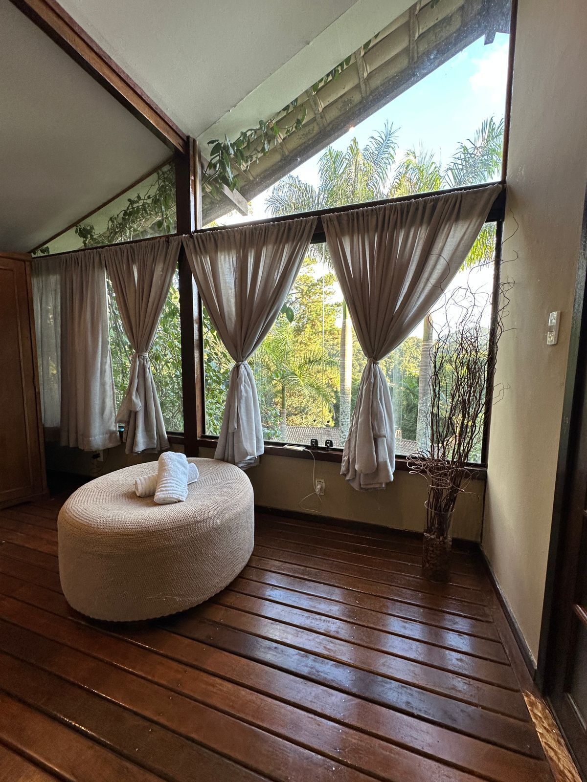 Quarto elite | Banheiro | Secador de cabelo, toalhas de banho, sabonete, shampoo