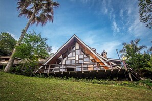 Fachada de la propiedad