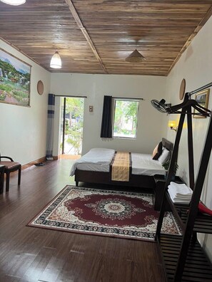 豪華複式房屋, 湖景 | 1 間睡房、遮光窗簾/窗簾、隔音、熨斗/熨衫板