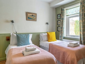 2 chambres, Wi-Fi gratuit, draps fournis