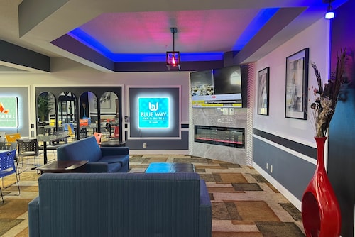 Blue Way Inn and Suites Eagan - Comfort 2 Queen Bed Non Smoking