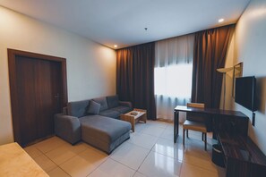 Huoneisto, keittiö | Oleskelualue | Televisio