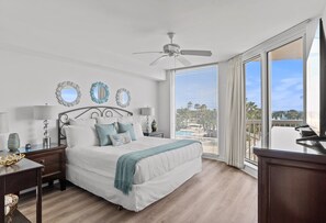3 bedrooms, desk, iron/ironing board, free WiFi - Large Beachfront Balcony, 2 Suites, Lagoon Pool (Destin)