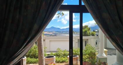 Arendsnest Self Catering Studio Apartment with spectacular views.