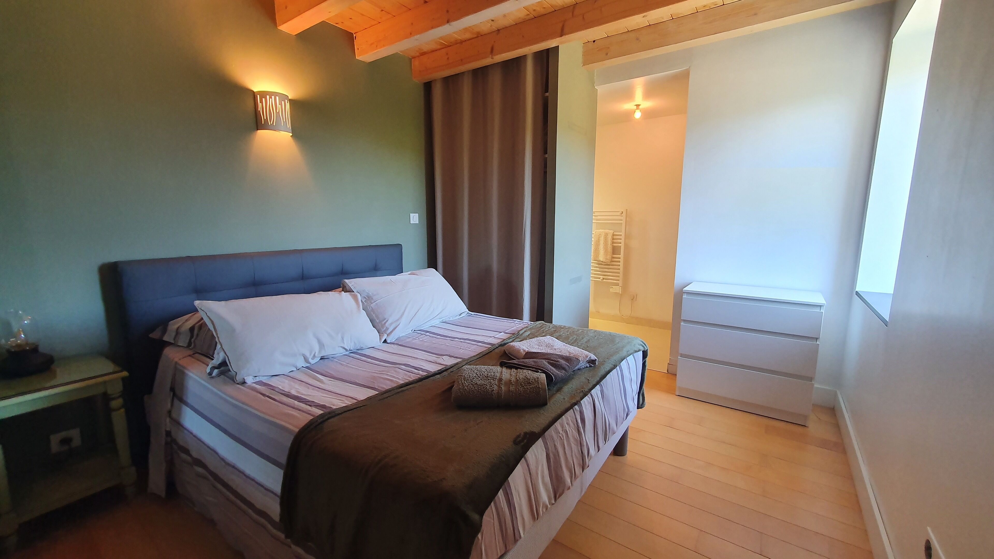 1 makuuhuone, vuodevaatteet