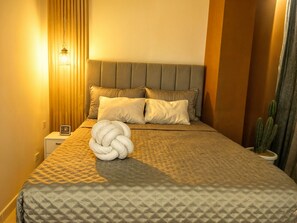 1 chambre, bureau, fer et planche à repasser, Wi-Fi