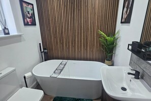 House | Bathroom | Separate tub and shower, deep soaking tub, hair dryer, towels
