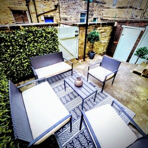 House | Terrace/patio