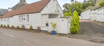 Malt Barn Cottage - One Bedroom House, Sleeps 2