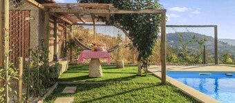 Charming House in Douro River Vineyard