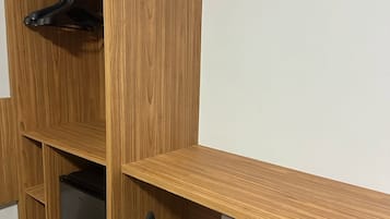 Chambre Confort Double ou avec lits jumeaux | Wi-Fi gratuit