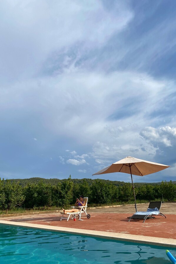 Shared Dormitory, 1 Bedroom, Smoking, Balcony | Pool