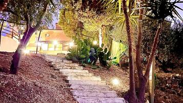 Enceinte de lâhĂ©bergement