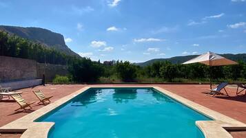 Dortoir Partagé, 1 chambre, fumeurs, vue montagne | Piscine | Piscine extérieure