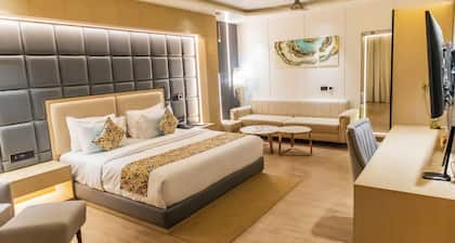 Narang Hotel