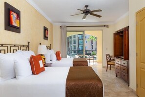 2 bedrooms, iron/ironing board, WiFi, bed sheets - Villa Del Arco, Cabo San Lucas: 2 bedroom / 3 bathroom suite with Ocean View /// (Cabo San Lucas)