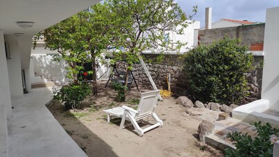 Charming 2-bedroom house in enchanting Calasetta with AC