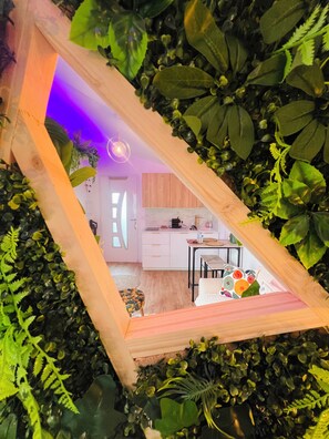 Interior - Evasion Tropicale : Independent artist studio - Bali - with Jacuzzi (merignac)