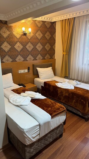 Premium bedding, minibar, soundproofing, free WiFi - Alklas Hotel (Istanbul)